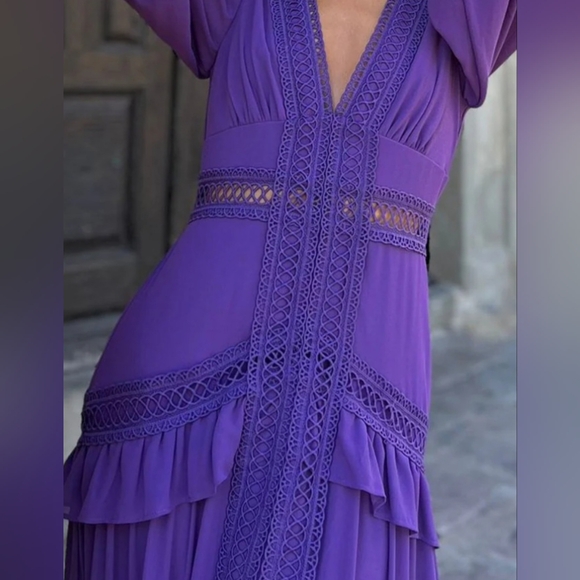 Elegant Purple Maxi Dress - Picture 3 of 4